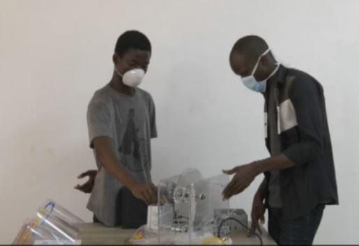 Jeunes togolais respirateur 3D
